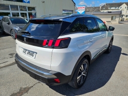 PEUGEOT 3008 photo 