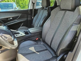 PEUGEOT 3008 photo 