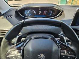 PEUGEOT 3008 photo 