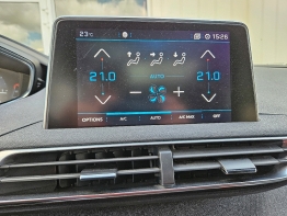 PEUGEOT 3008 photo 