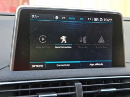 PEUGEOT 3008 photo 