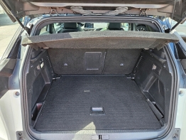 PEUGEOT 3008 photo 
